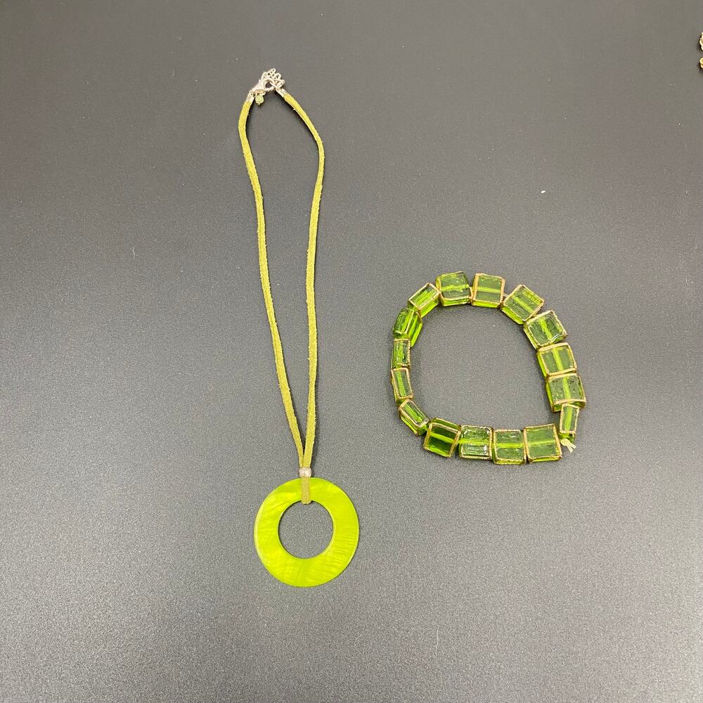 Statement Necklace & Glass Stone Bracelet
